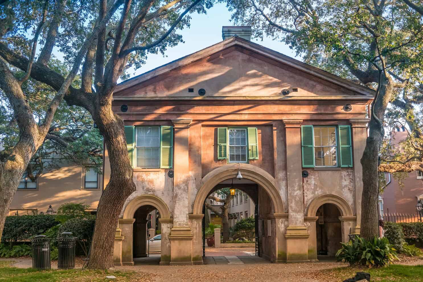 Read more about the article The Restoration Hotel in the Historic District Near College of Charleston