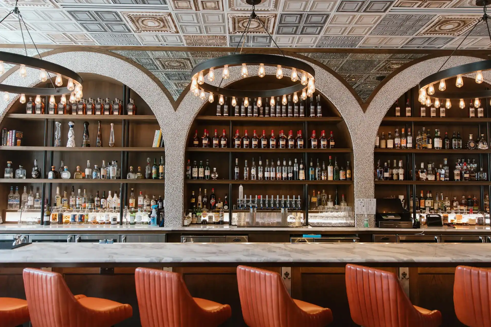 Read more about the article The Benefits of Staying at an Independently Owned Boutique Hotel in Asheville
