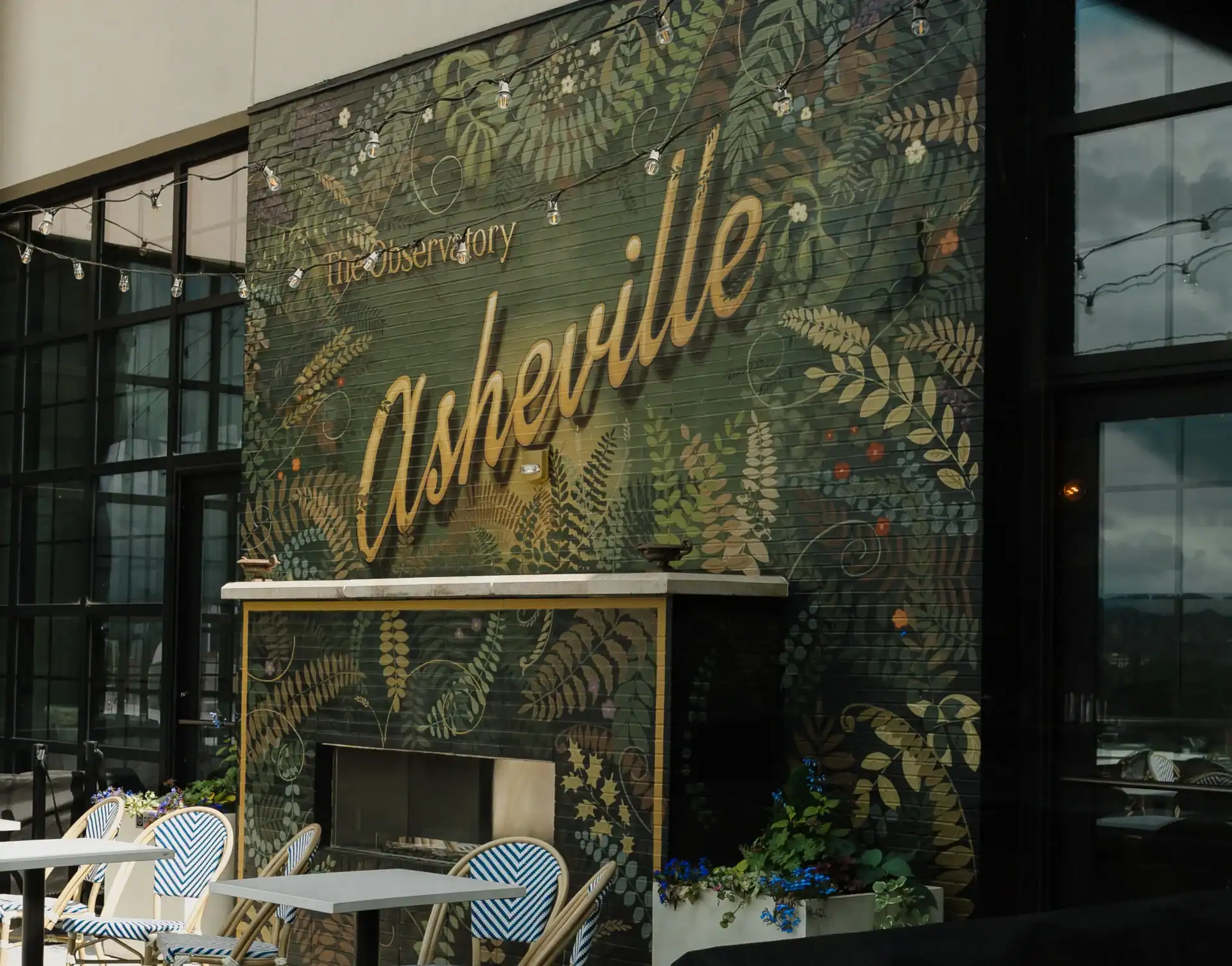 Read more about the article Where to Stay in Asheville in October for Fall Foliage & Downtown Exploring